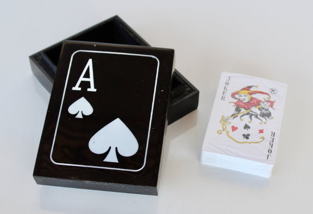 ACE SINGLE CARD BLACK BOX  4X12X9CM